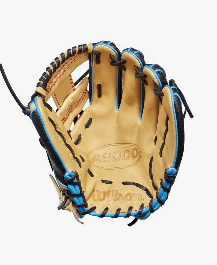 Wilson Custom A2000 Baseball Glove 2 Wilson Custom A2000 Baseball Glove - Image 2